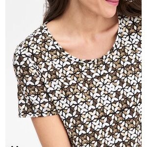 JM Collection Black and White Floral Knit Top